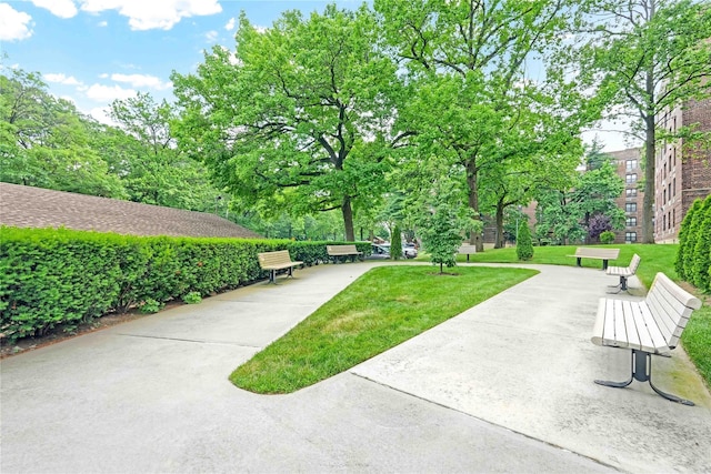 22424 Union Tpke Unit 3C, Oakland Gardens, NY 11364 - view of community featuring a yard