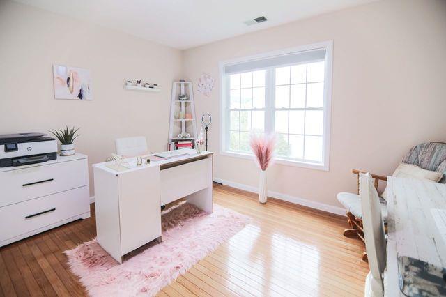 97 Reunion Rd, White Plains, NY 10603 - office space featuring wood finished floors and baseboards