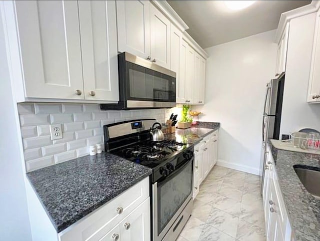 8364 Talbot St Unit 4B, Kew Gardens, NY 11415 - photo 2