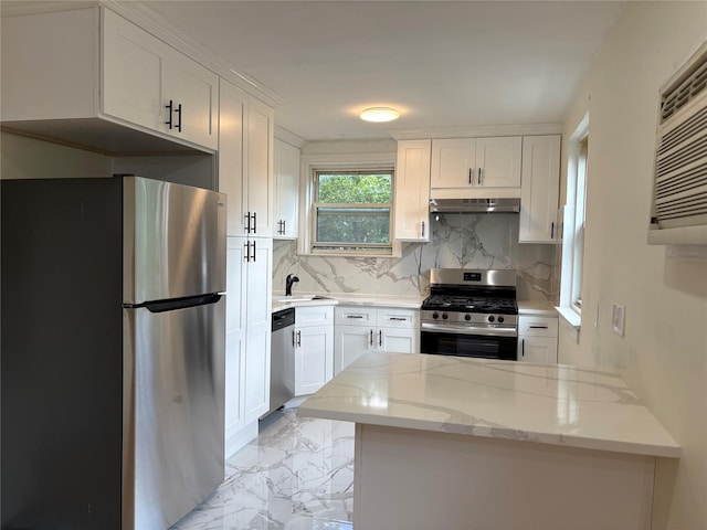 255-31 75th Ave Fl 2Nd, Glen Oaks, NY 11004 - photo 2