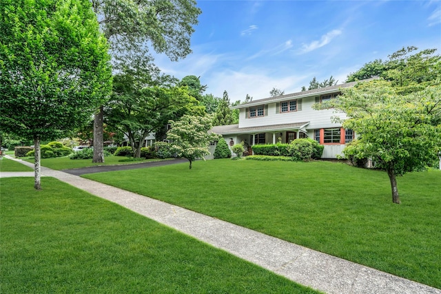 29 Cardinal Ln, Hauppauge, NY 11788 - view of front of property with a front lawn