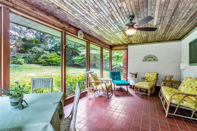29 Cardinal Ln, Hauppauge, NY 11788 - sunroom / solarium with a ceiling fan and an outdoor living space