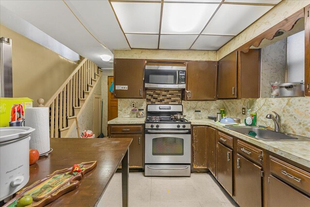 4026 Wickham Ave, Bronx, NY 10466 - photo 10