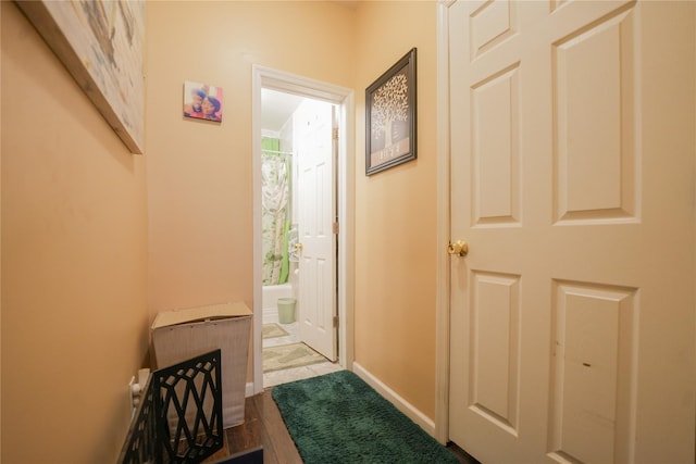 71 Dell Ave, Mount Vernon, NY 10553 - hall featuring wood finished floors and baseboards