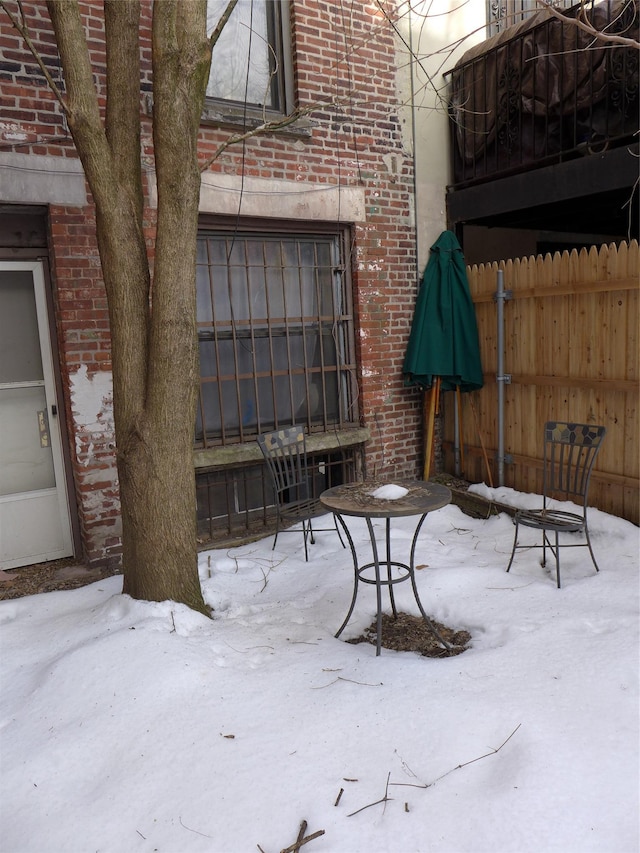 30 Edgecombe Ave, New York Manhattan, NY 10030 - view of snow covered patio