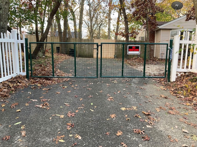 46 Violet Rd, Rocky Point, NY 11778 - view of gate