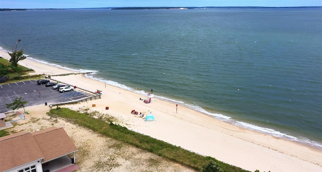 315 Old Salt Rd, Mattituck, NY 11952 - aerial view of unending shoreline