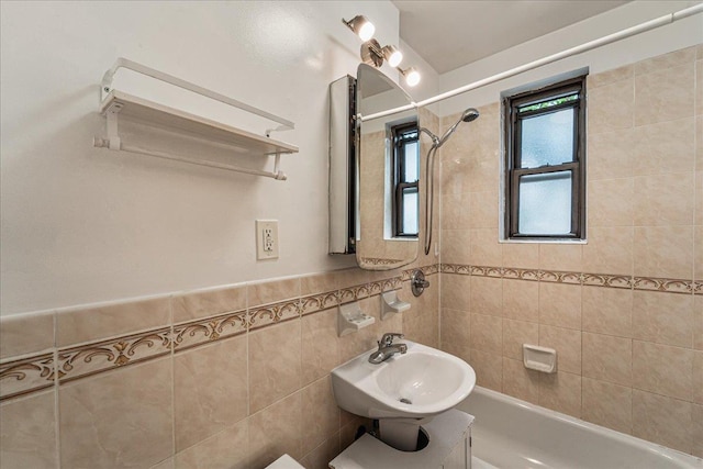 2137 33rd St Unit 3D, Astoria, NY 11105 - photo 12