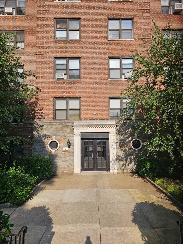 2 Fisher Dr Unit 618, Mount Vernon, NY 10552 - photo 2