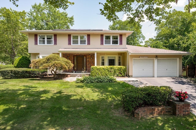 1 Hughes Pl, Dix Hills, NY 11746 - photo 1