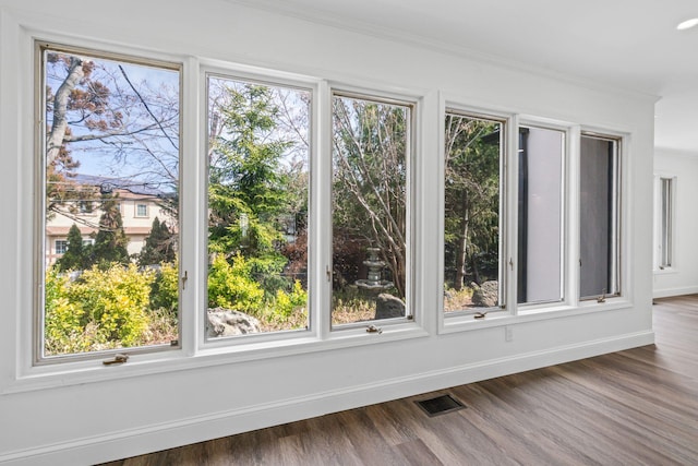 12 Foxhurst Ct, Manhasset Hills, NY 11040 - detailed view of wood finished floors and crown molding