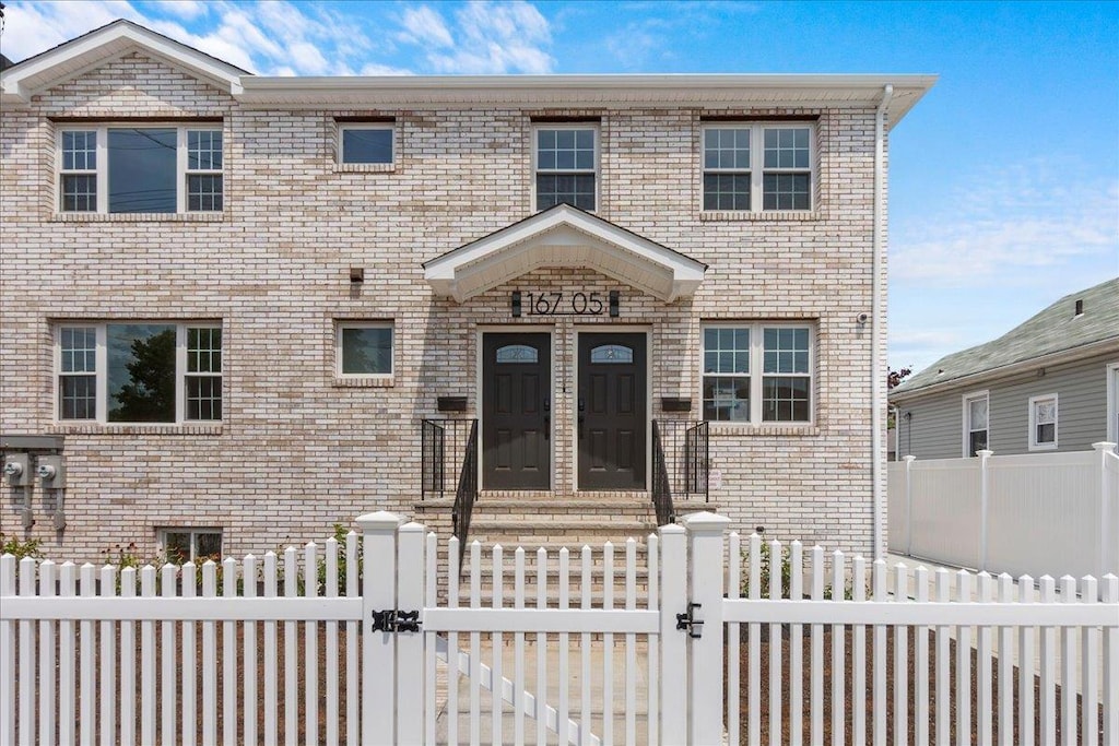 167-05 145th Dr, Jamaica, NY 11434 - photo 1