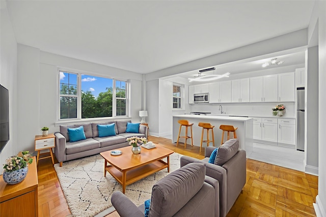 220 Pelham Rd Unit 4P, New Rochelle, NY 10805 - photo 4