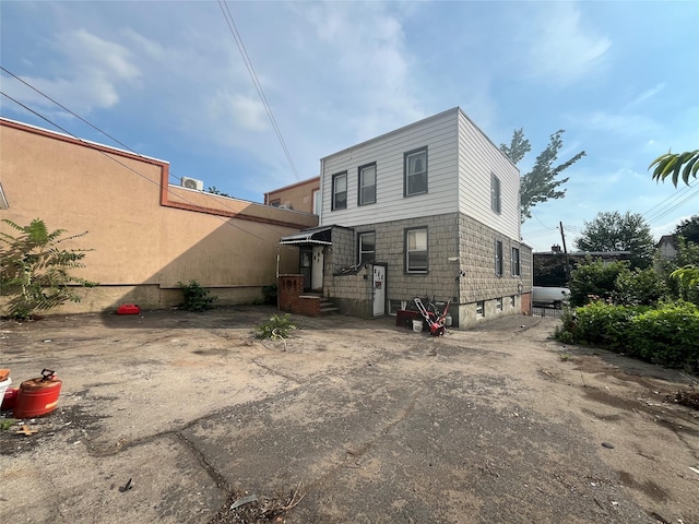 5611 Remsen Pl, Maspeth, NY 11378 - photo 5