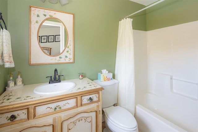 115 Highland Rd, Southampton, NY 11968 - full bath with vanity and shower / tub combo with curtain