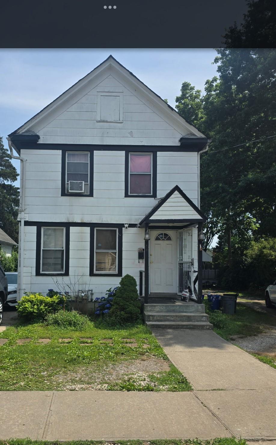 24 Albemarle Ave, Hempstead, NY 11550 - photo 1
