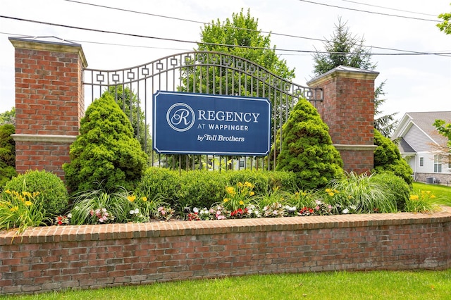 44 Linwood Dr, Wappingers Falls, NY 12590 - view of community sign