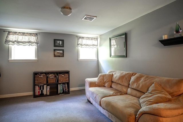84 Macarthur Ln, Tarrytown, NY 10591 - carpeted living room with baseboards