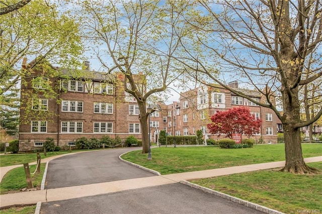 85 N Broadway Unit 2H, White Plains, NY 10603 - view of building exterior