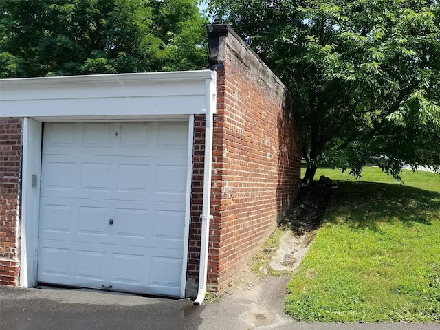 85 N Broadway Unit 2H, White Plains, NY 10603 - view of garage