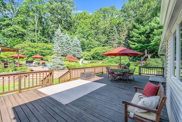 7 Hunter Ct, Dix Hills, NY 11746 - wooden terrace with outdoor dining area
