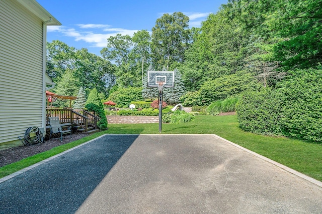 7 Hunter Ct, Dix Hills, NY 11746 - view of patio