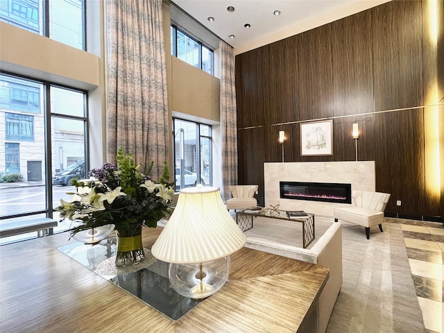 10 City Pl Unit Ph2C, White Plains, NY 10601 - common area featuring a high ceiling