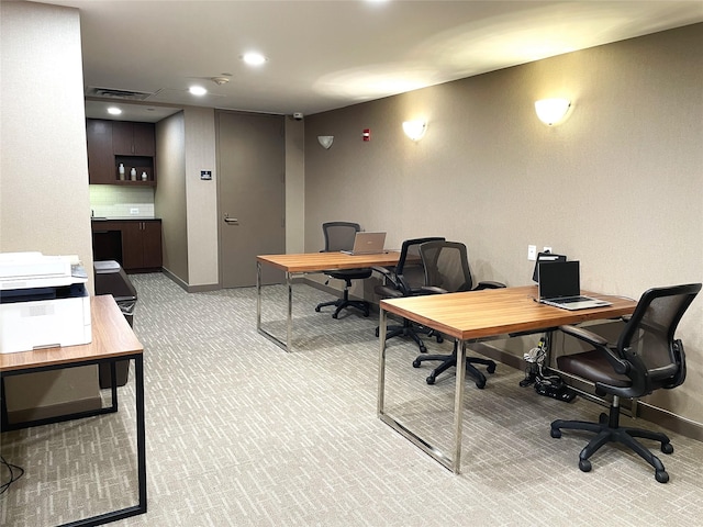 10 City Pl Unit Ph2C, White Plains, NY 10601 - office area with light colored carpet and recessed lighting