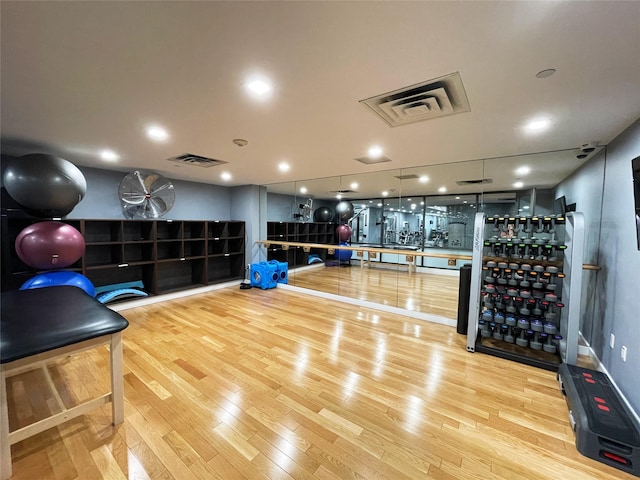 10 City Pl Unit Ph2C, White Plains, NY 10601 - exercise room with light wood finished floors