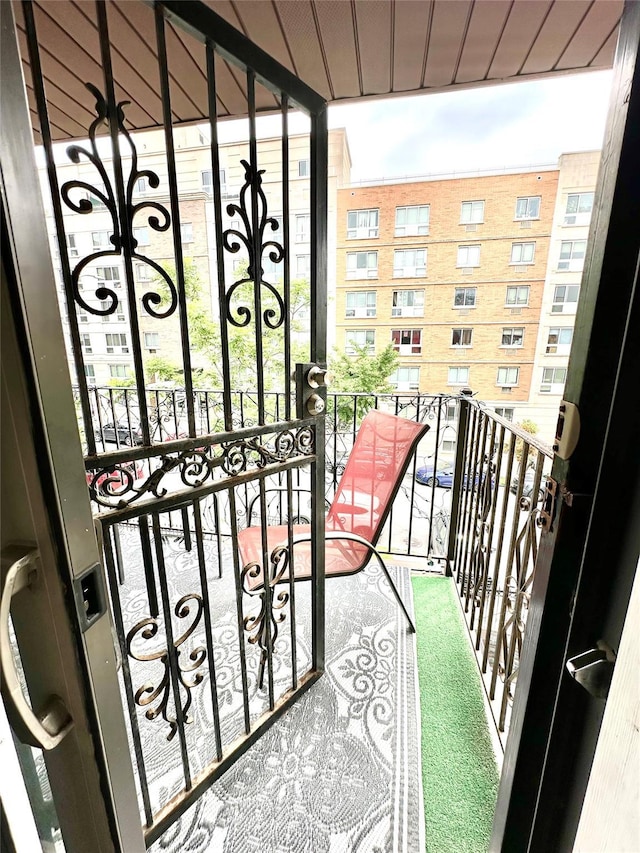 1389 Shakespeare Ave, Bronx, NY 10452 - photo 17