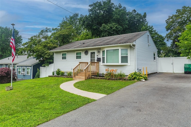 31 Peter Cooper Dr, Hyde Park, NY 12601 - view of front of house featuring a gate and a shingled roof