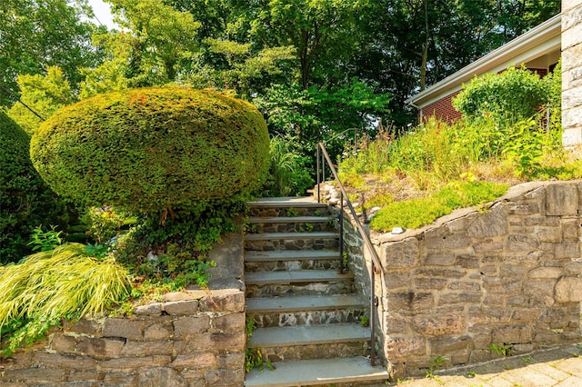 111 Alta Ave, Yonkers, NY 10705 - photo 4