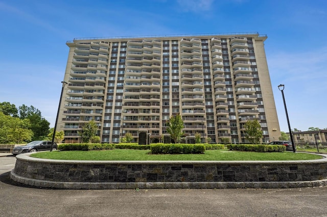 18-15 215th St Unit 9J, Bayside, NY 11360 - photo 3
