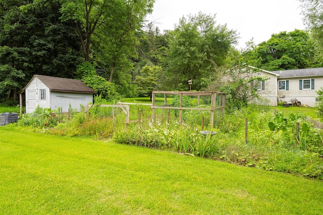 511 Walnut St, Hurley, NY 12443 - view of grassy yard featuring a storage unit