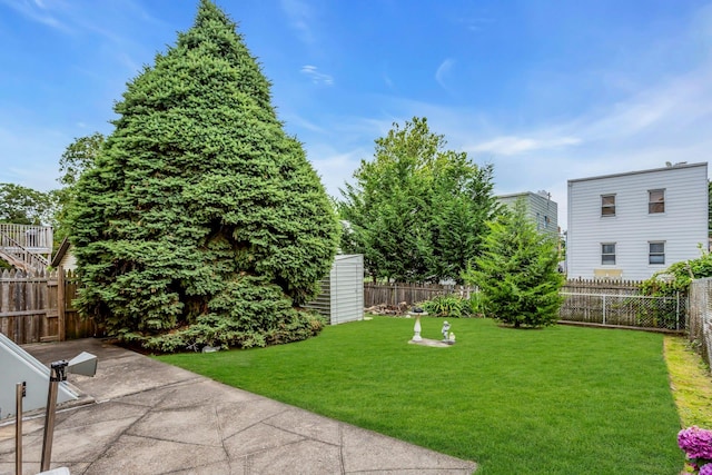 13-19 126th St, College Point, NY 11356 - fenced backyard with a patio