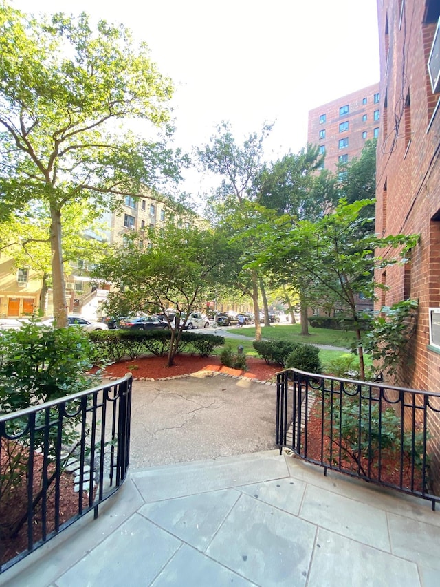 1935 Mcgraw Ave Unit 7C, Bronx, NY 10462 - view of patio / terrace
