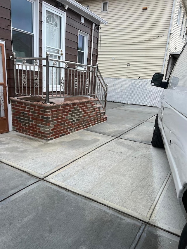 9414 125th St, Richmond Hill, NY 11419 - view of patio
