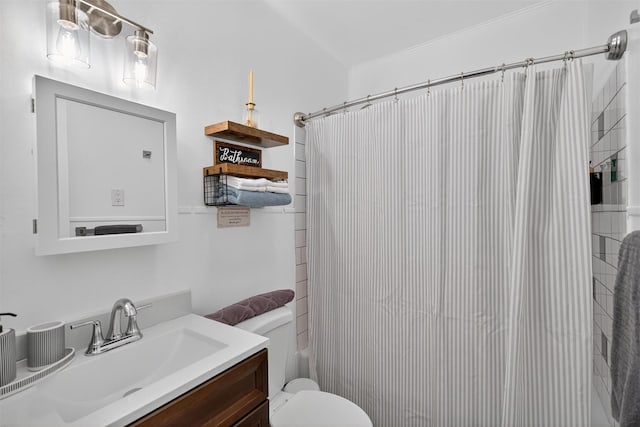 11 Apache Ln, Ferndale, NY 12734 - full bath with vanity and shower / tub combo