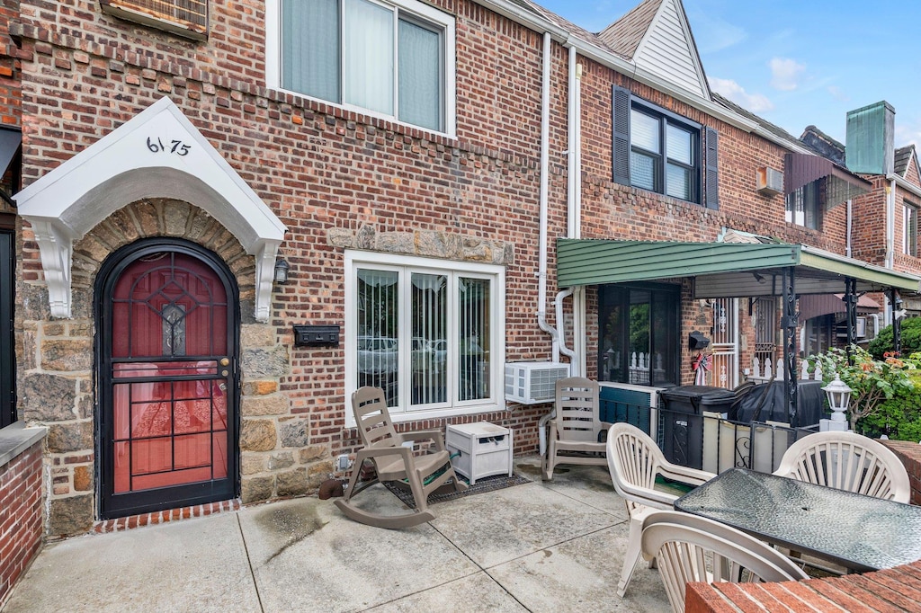 61-75 79th St, Middle Village, NY 11379 - photo 1