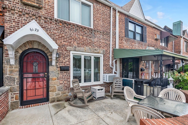 61-75 79th St, Middle Village, NY 11379 - photo 1