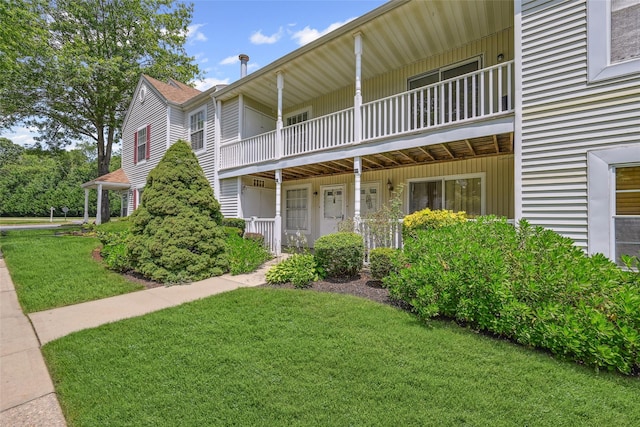 276 Fairview Cir, Middle Island, NY 11953 - view of front of property with a balcony and a front yard