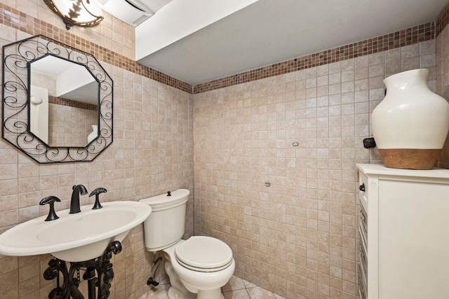 35 Jeffrey Pl, Staten Island, NY 10307 - bathroom with tile walls and tile patterned flooring