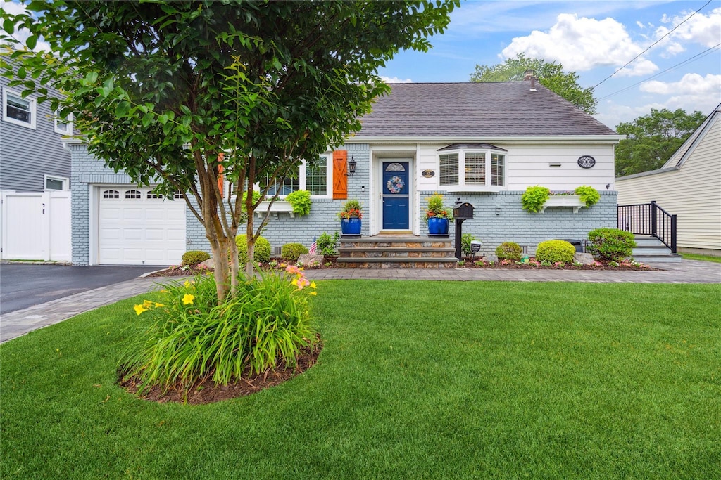 87 3rd Ave, Massapequa Park, NY 11762 - photo 1