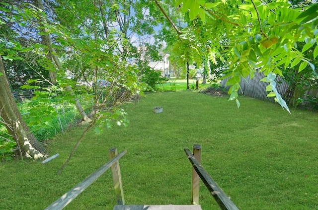 29 William St, Ossining, NY 10562 - view of yard