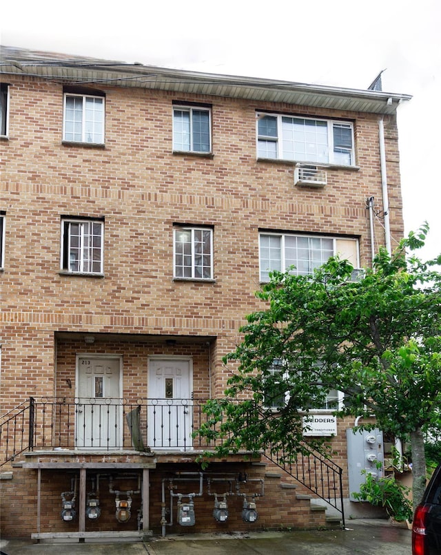 215 Bch 96th St, Rockaway Beach, NY 11693 - photo 18