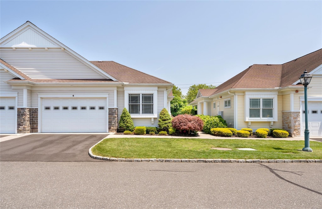 6 Oak Run, Stony Brook, NY 11790 - photo 1