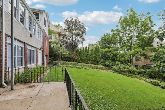 4 Aldine Park, Nyack, NY 10960 - view of grassy yard
