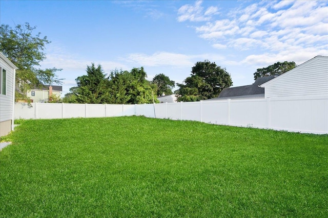 247 N Greene Ave, Lindenhurst, NY 11757 - view of yard
