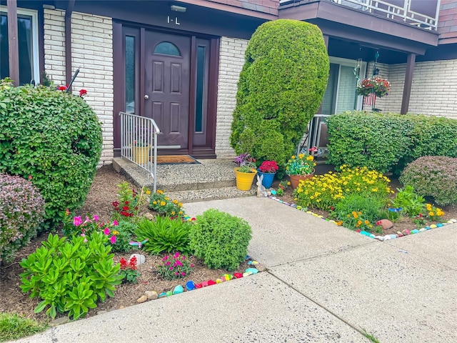 5 Church Ln Unit I, Valley Cottage, NY 10989 - doorway to property featuring brick siding