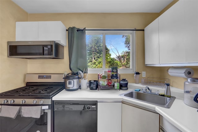 1061FENWOOD Dr Dr Unit 3, Valley Stream, NY 11580 - photo 4